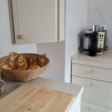 Ferienwohnung Mit Individueller Ausstattung - Jedes Zimmer Ist Anders Erfurt Exterior foto